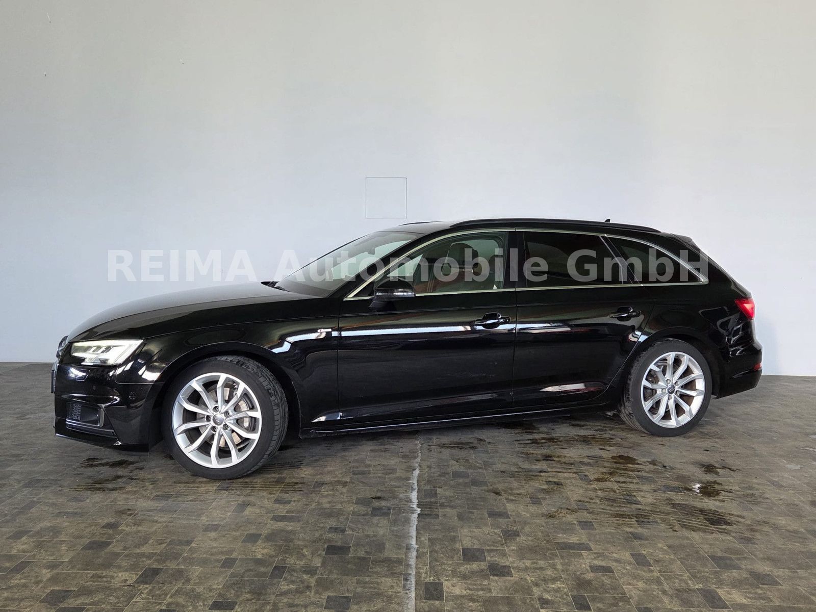 Fahrzeugabbildung Audi A4 3,0 TDi Avant quattro S-Line, Pano, LED, ACC