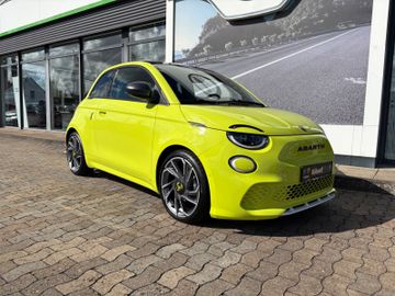 Fahrzeugabbildung Abarth 500 e Scorpionissima Navi Pano Temp JBL RFK  uvm