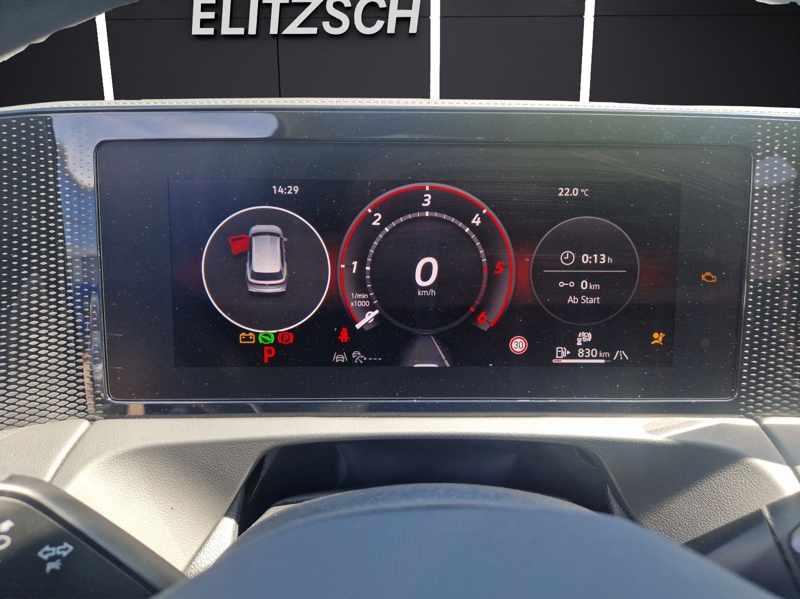 Fahrzeugabbildung Volkswagen Tiguan 2.0 TDI Life DSG LED+ ACC AHK SHZ LRHzg W