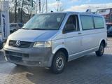 Volkswagen T5 Transporter 1.9 TDI LANG Kasten-Kombi - Volkswagen T5 Transporter aus 2004