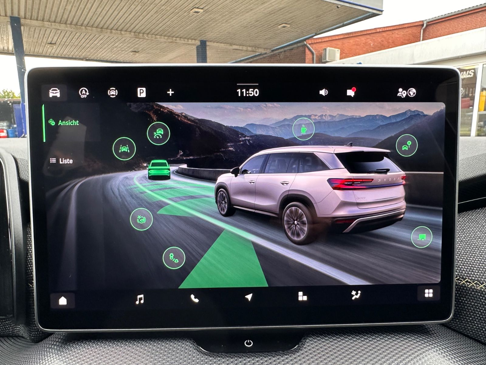Fahrzeugabbildung SKODA Kodiaq 2.0 TDI 4x4 Selection AHK/7-Sitz/Navi/ACC