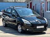 Peugeot 5008 2.0 HDI*7-Sitze*AHK*Panorama*Navi*Klima*+WR - Peugeot 5008 aus 2013