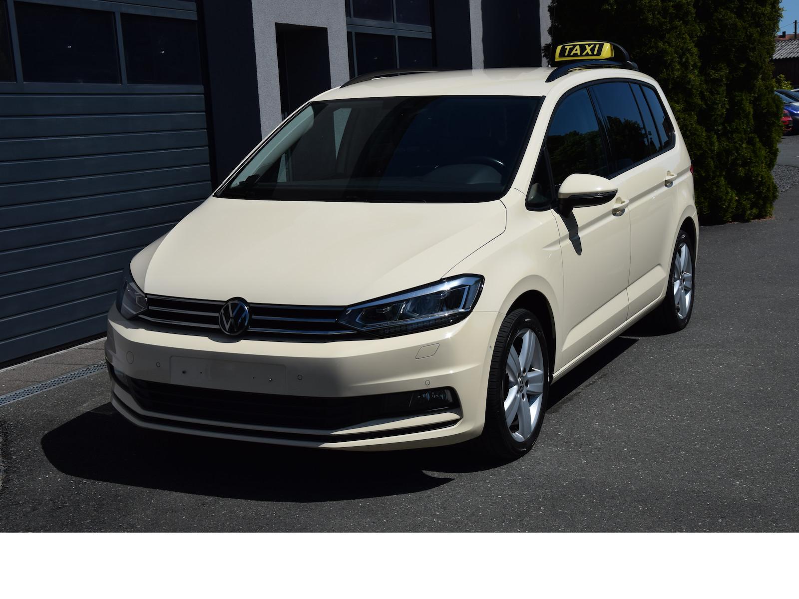 Volkswagen Touran 2,0 TDI 7 - Sitzer NAVI DAB LED SHZ ALU