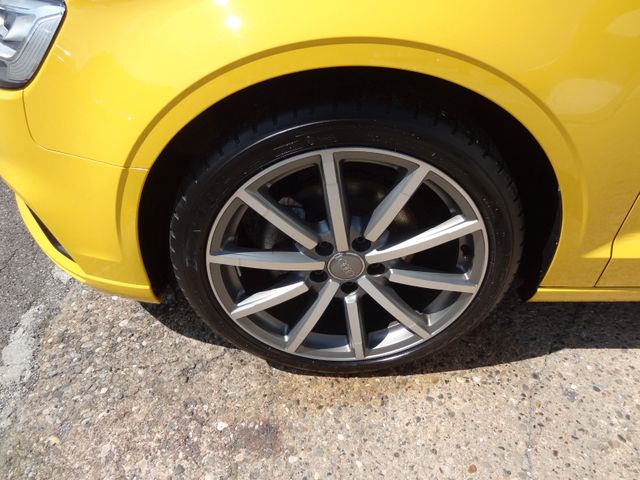 Fahrzeugabbildung Audi A3 Limousine sport/Virtual/Navi/AHK/61.500Km