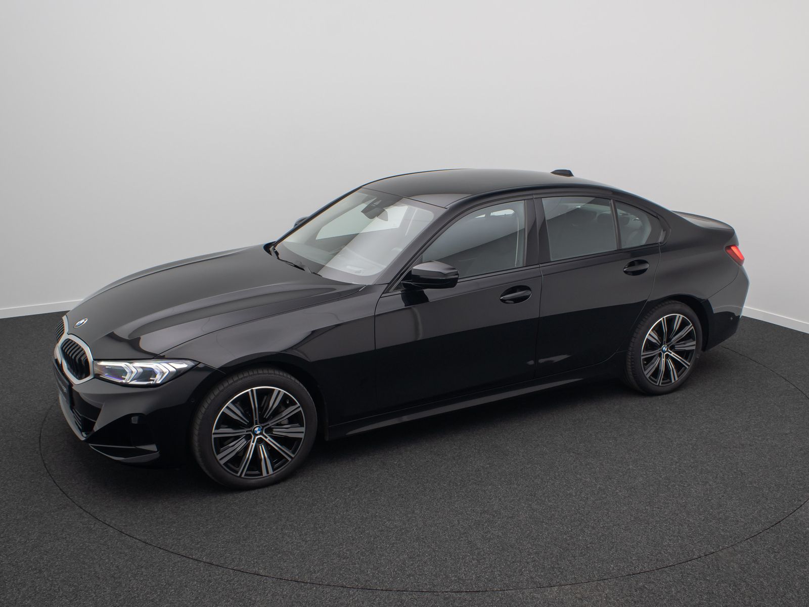 Fahrzeugabbildung BMW 330i Stop&Go DAB Kamera Standhzng Fernlic 18Zoll