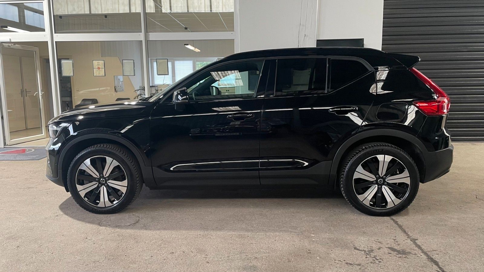 Volvo XC40 Ultimate 78kWh*Recharge Pure AWD*PANO* imagem 2