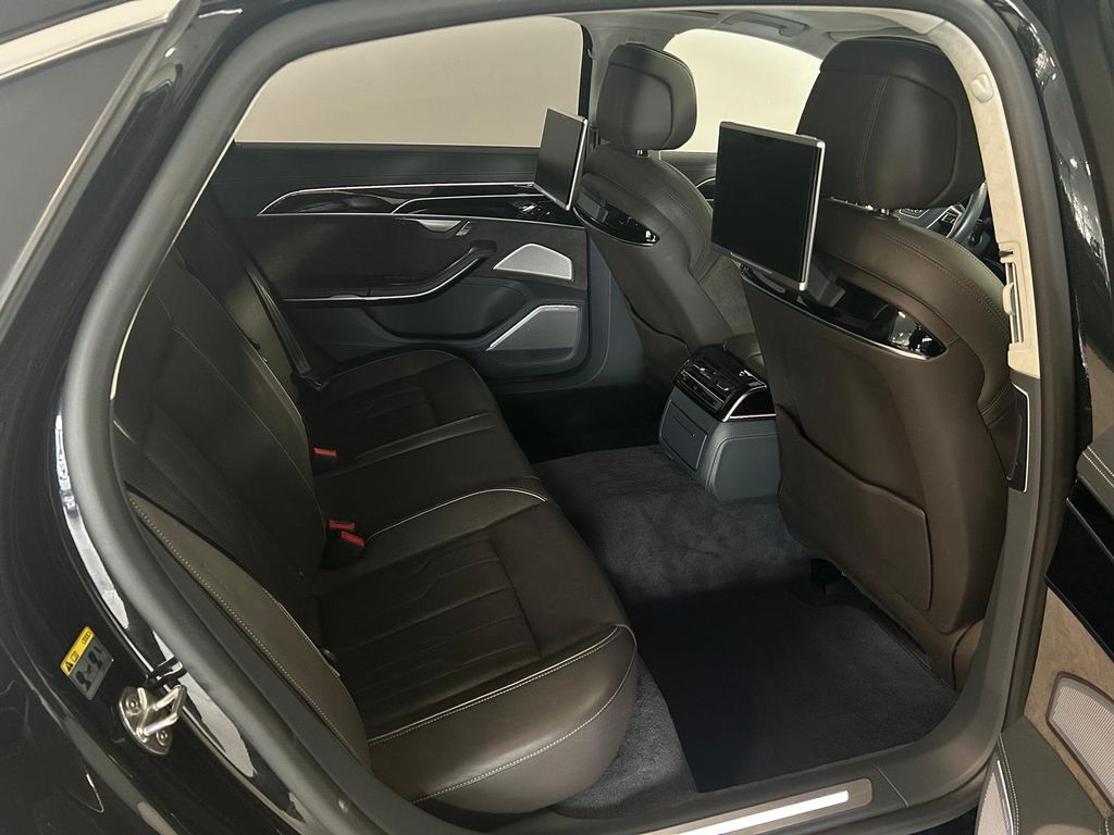 Audi A8 LANG*50 TDI*S Line*PANO*HUD*LUFT*360°STAND*TV