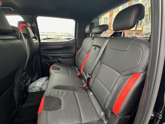 Fahrzeugabbildung Ford Ranger Raptor e-4WD Doppelkabine 3.0 Ecoboost EU