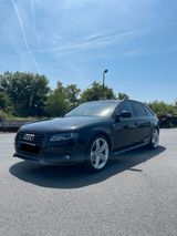 Audi A4 B8 2.0 TDI Quatro/S line - Audi A4 aus 2011: TDI