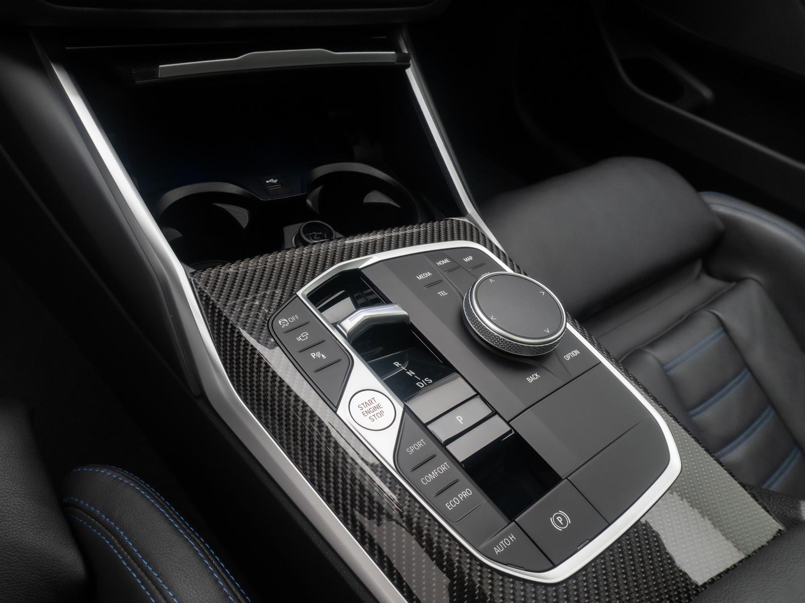 BMW M340d xD 360° HUD DAB H/K Alarm AHK Glasdach 19"