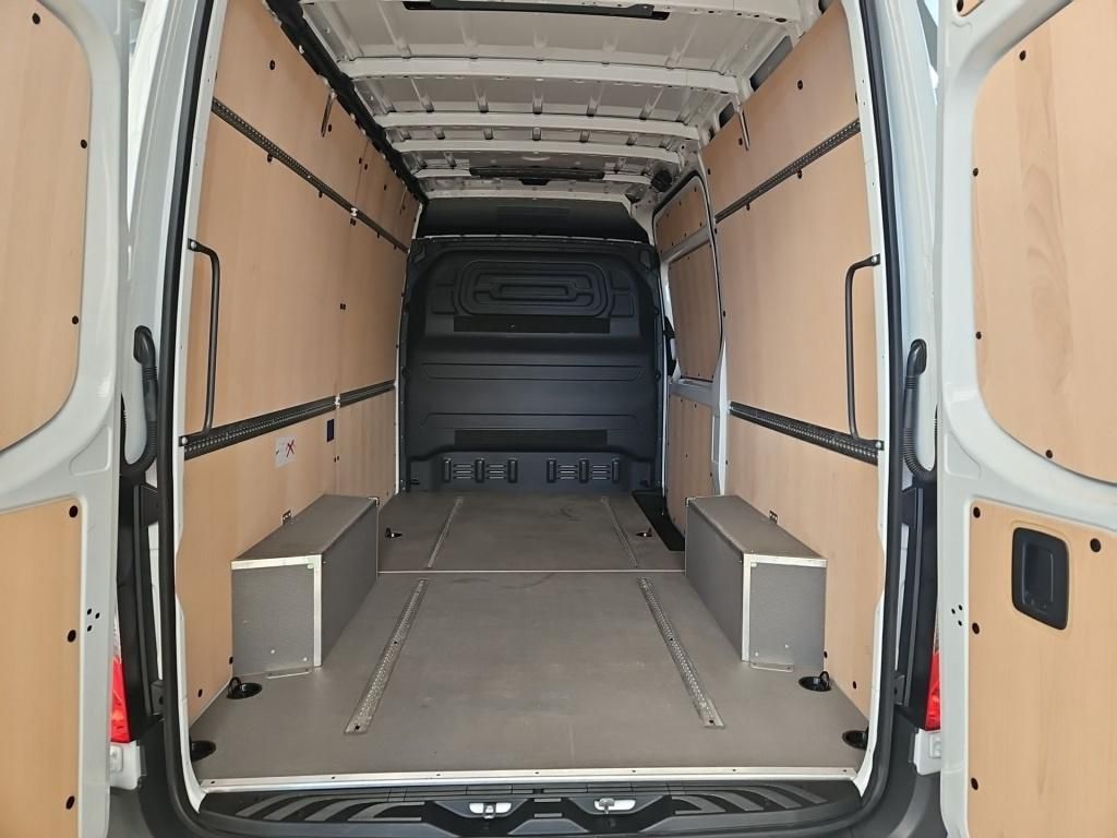 Fahrzeugabbildung Mercedes-Benz Sprinter 317 Kasten L2H2 Nav Schwingsitz SHZ EDW
