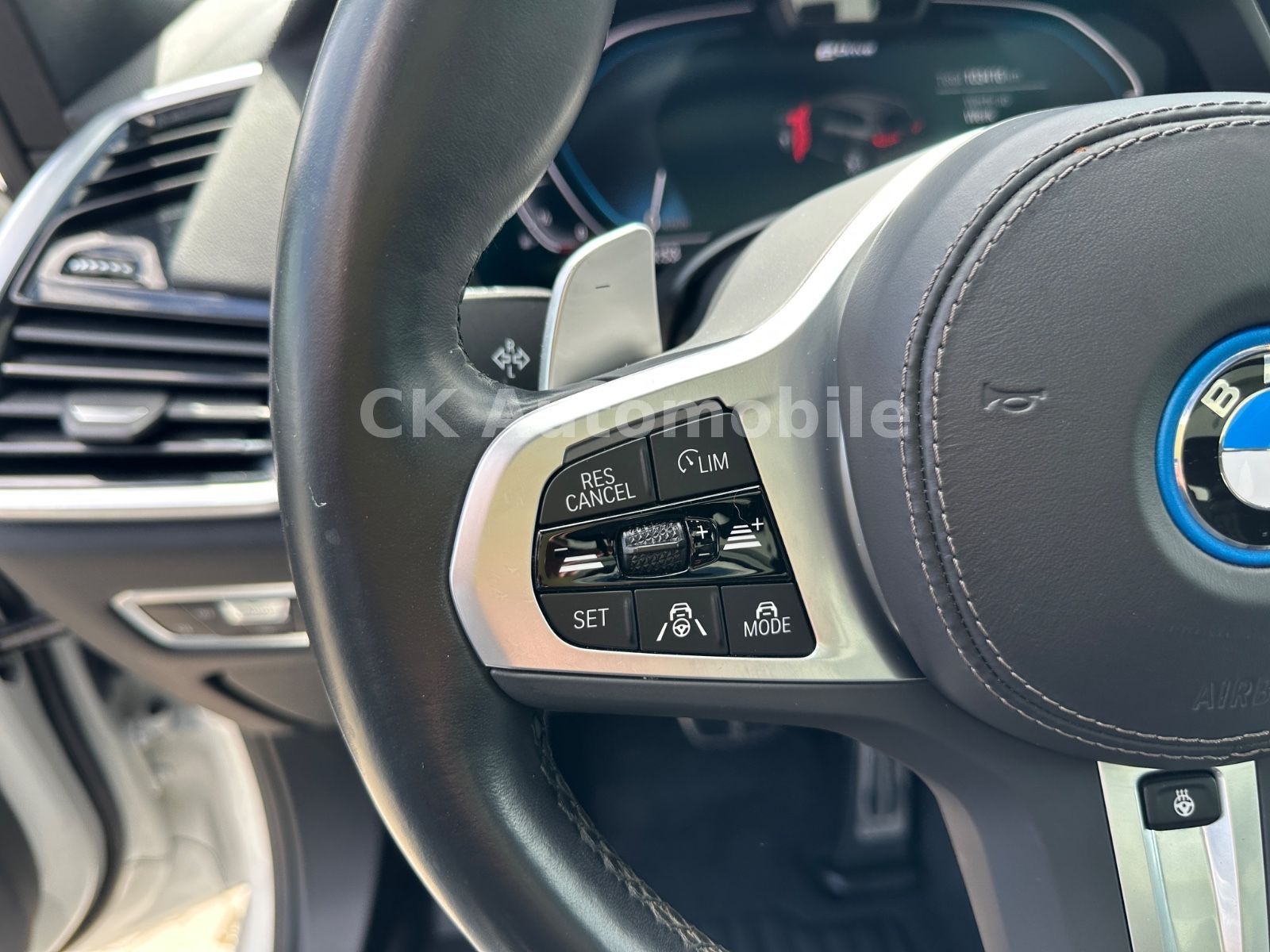 Fahrzeugabbildung BMW X5 xDrive 45 e M Sport/Pano/Laser/Kam360°/AHK