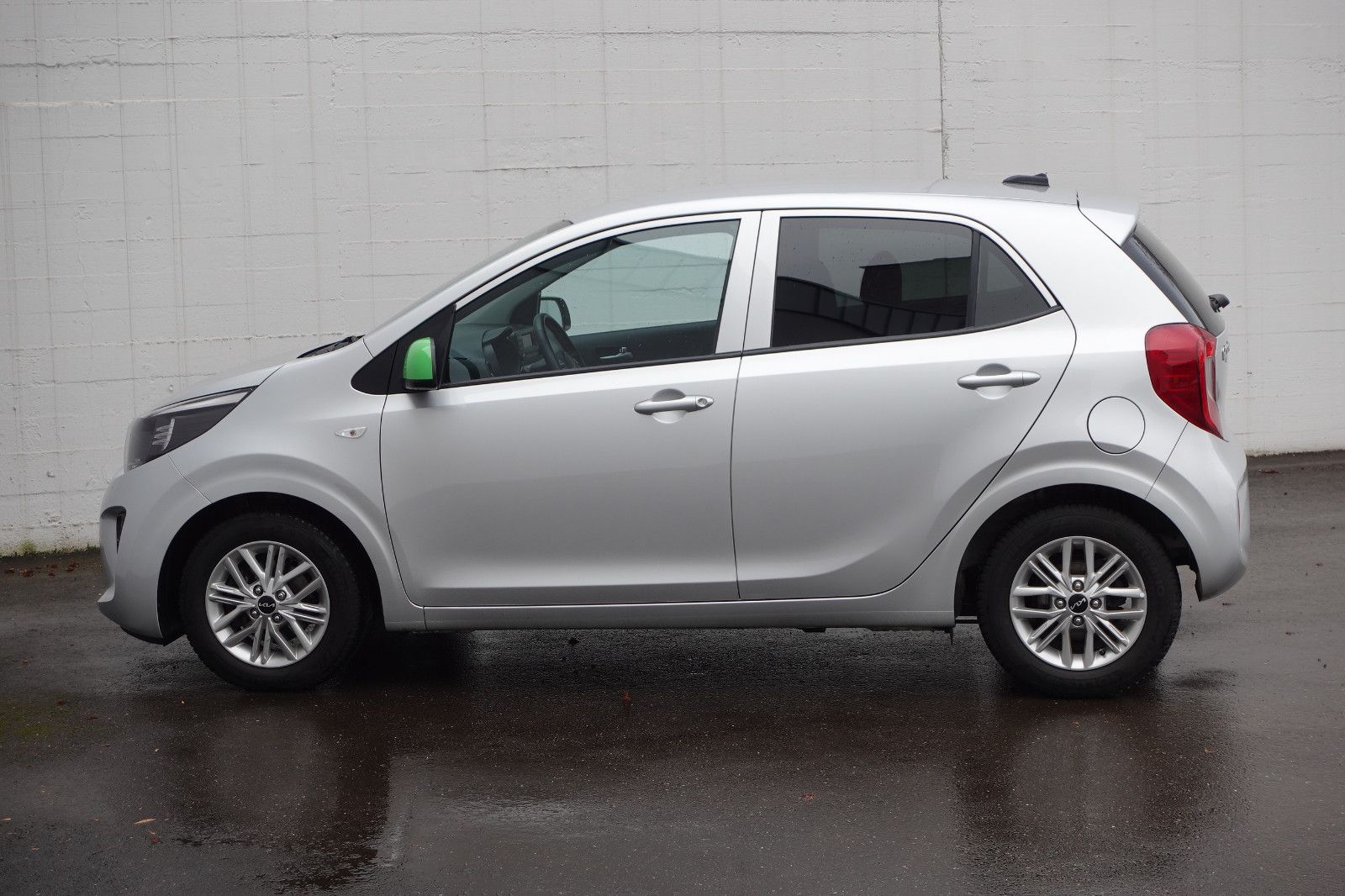 Fahrzeugabbildung Kia Picanto 1.0 Dream-Team Edition AMT  Radio BT,SHZ