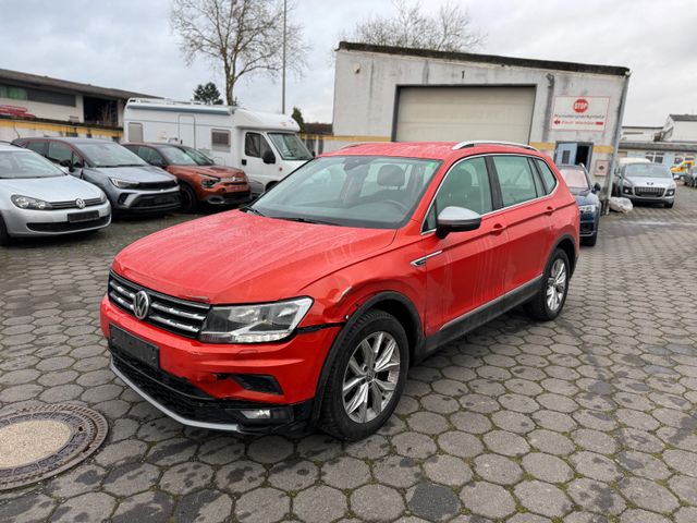 Volkswagen Tiguan Allspace Comfortline 4Motion-1 Hand