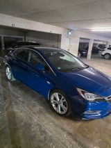 Opel Astra k 1.6 diesel lim - Opel Astra mit Diesel-Antrieb: Limousine, 1.6