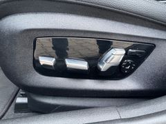 BMW 520d Autom. *DISPLAY KEY*HEAD UP*SURROUND VIEW*