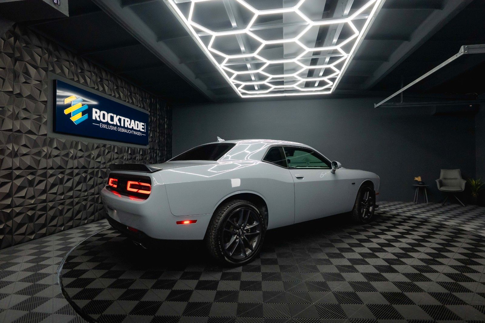 Fahrzeugabbildung Dodge Challenger 3.6 V6 4x4 GT SRT Styling *LED*19%*