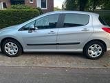 Peugeot 308 Access 100 VTi Access - Peugeot 308 mit Benzin-Antrieb: Limousine, Access