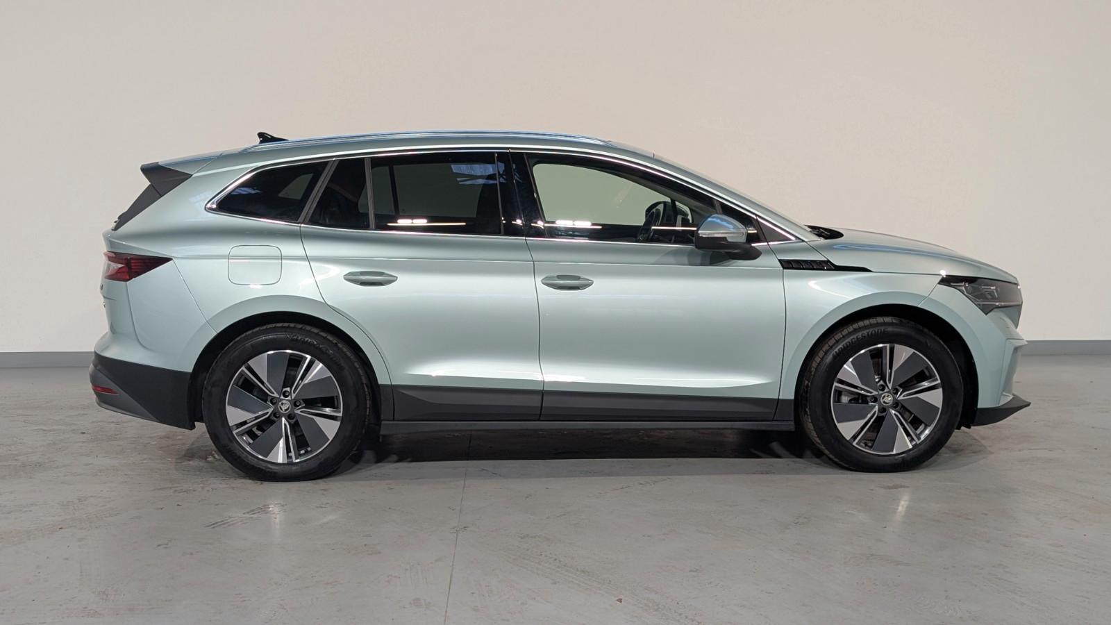 Skoda Enyaq 80 Lounge ACC*HUD*KAM*PANO*MEMO*W-PUMPE