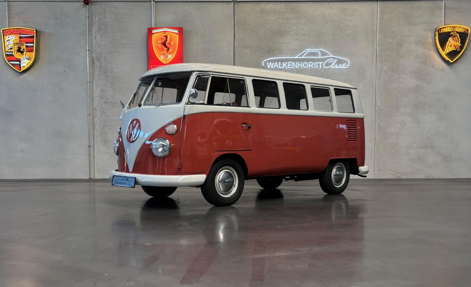Volkswagen T1 9-Sitzer