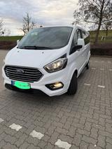 Ford Tourneo Custom L2 185PS 