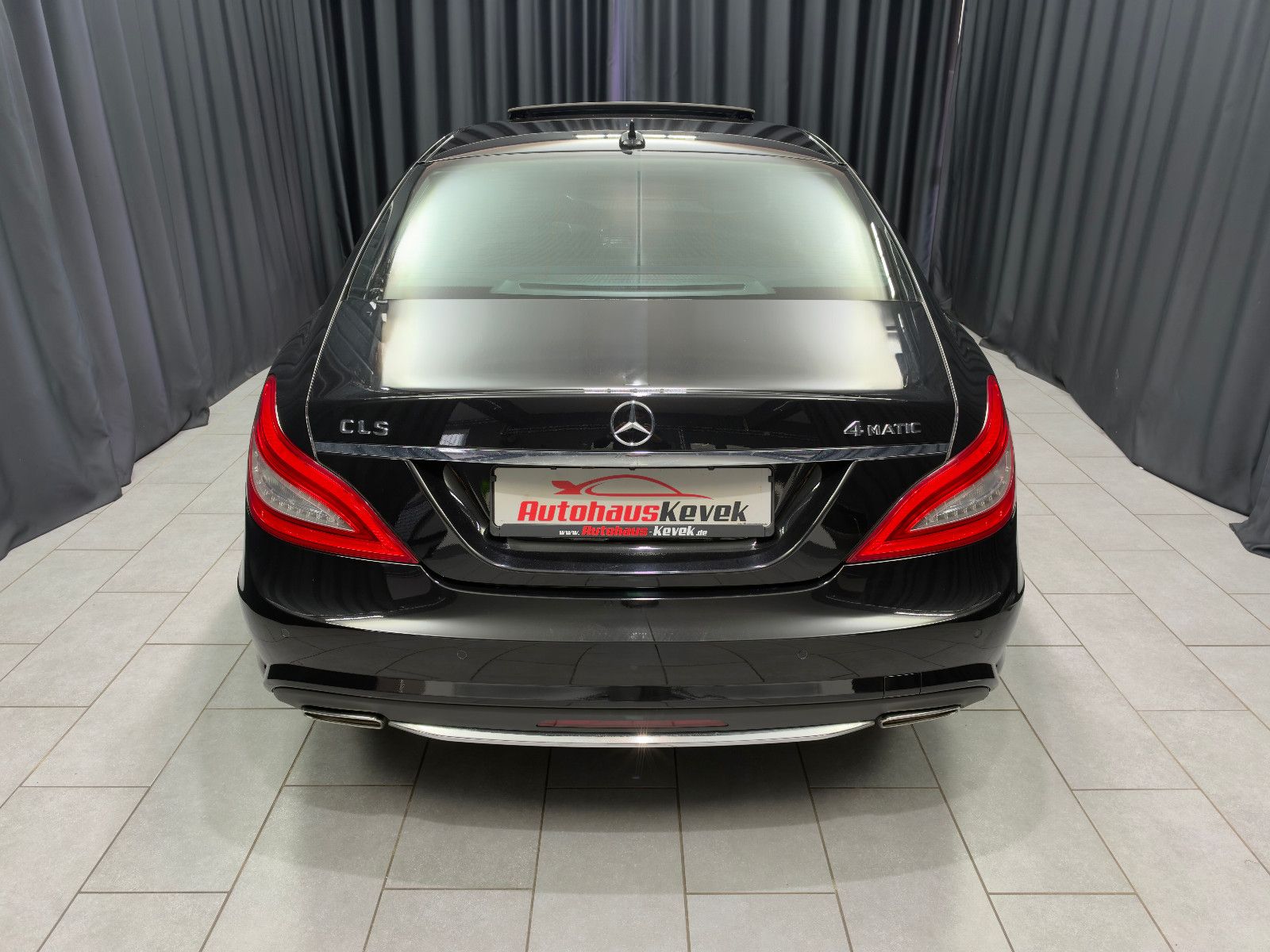 Fahrzeugabbildung Mercedes-Benz CLS 500 |AMG-LINE|H/K|PANO|AIR-MATIC|DE-FZG