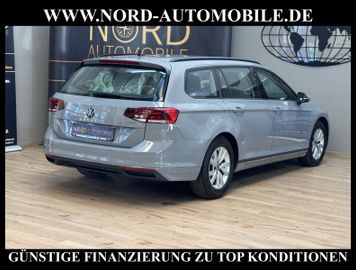 Volkswagen Passat Variant - 11