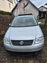 Volkswagen VW Touran T1 1,6L FSI wenig Km - gebrauchte VW Touran aus dem Jahr 2003