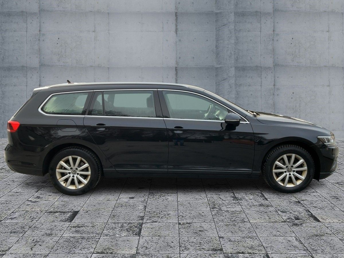 Volkswagen Passat Variant - Bild 7
