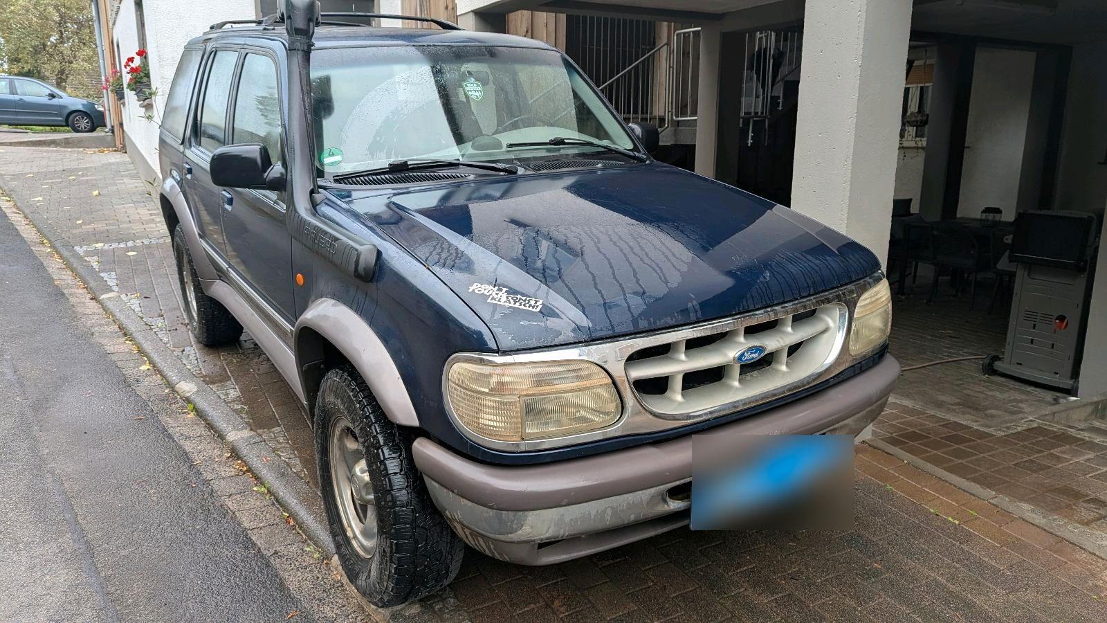Ford Explorer