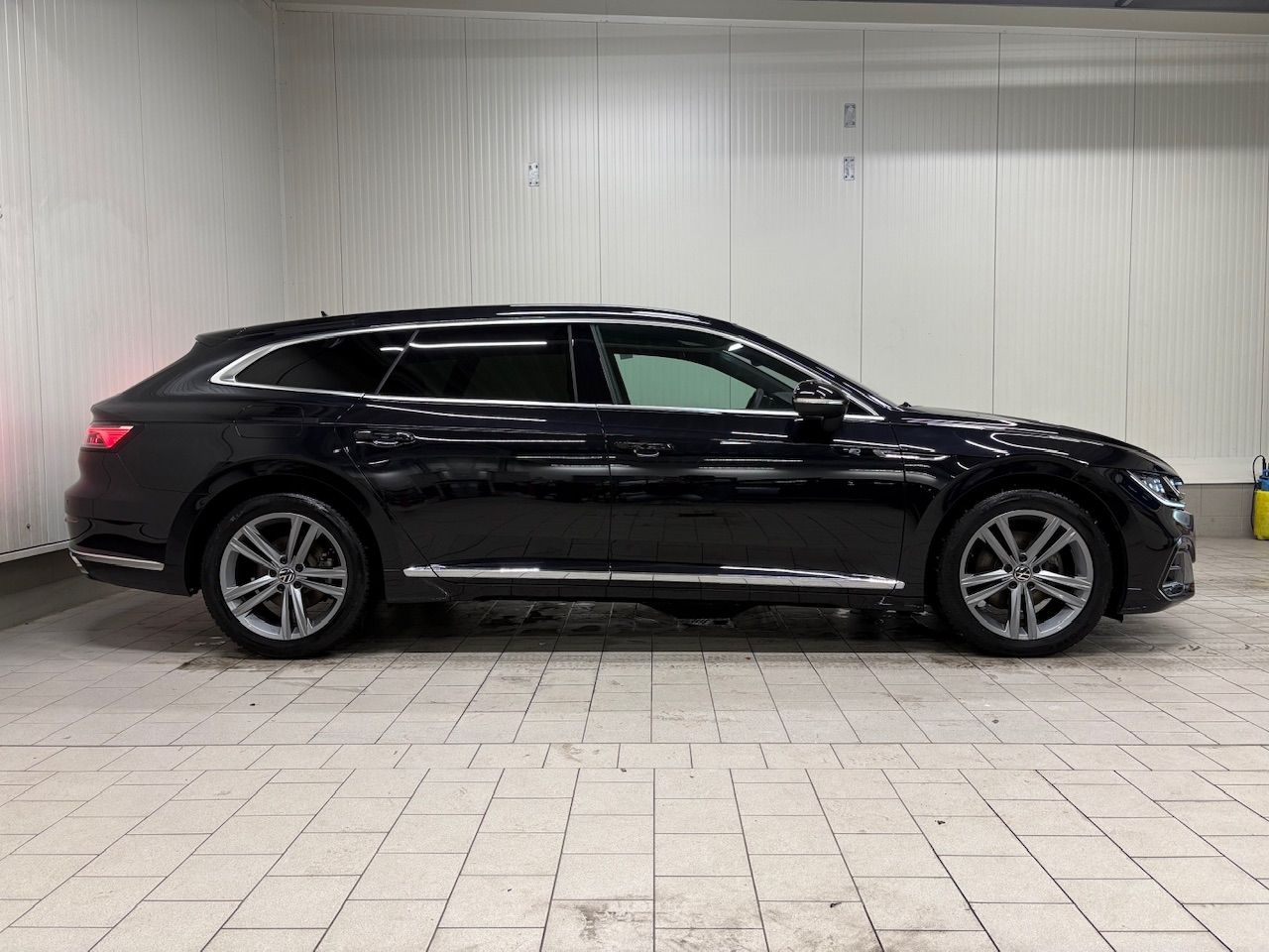 Arteon Shooting Brake R-Line 2.0 TDI DSG AHK PAN