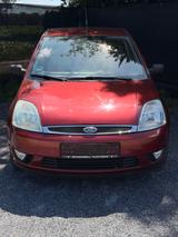 Ford Fiesta Ghia 1.4*TÜV 04/2028*Wenig Km*Klima*Alu* - gebrauchte Ford Fiesta aus dem Jahr 2002