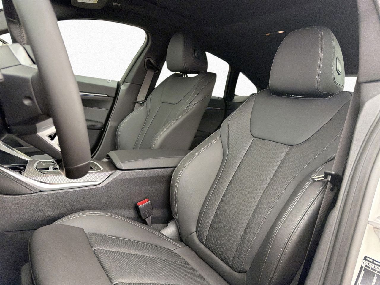 BMW i4 - Bild 12