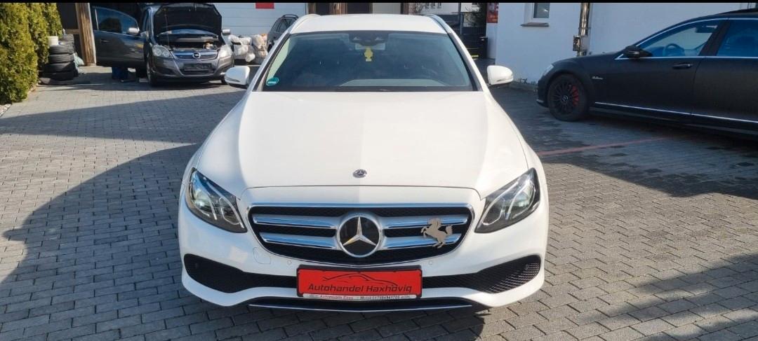 Mercedes-Benz E 200 E T-Modell Avantgarde 150ps