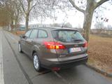 Ford Focus Turnier Kombi"Business" mit orig.54000 KM - Ford Focus Business mit Benzin-Antrieb