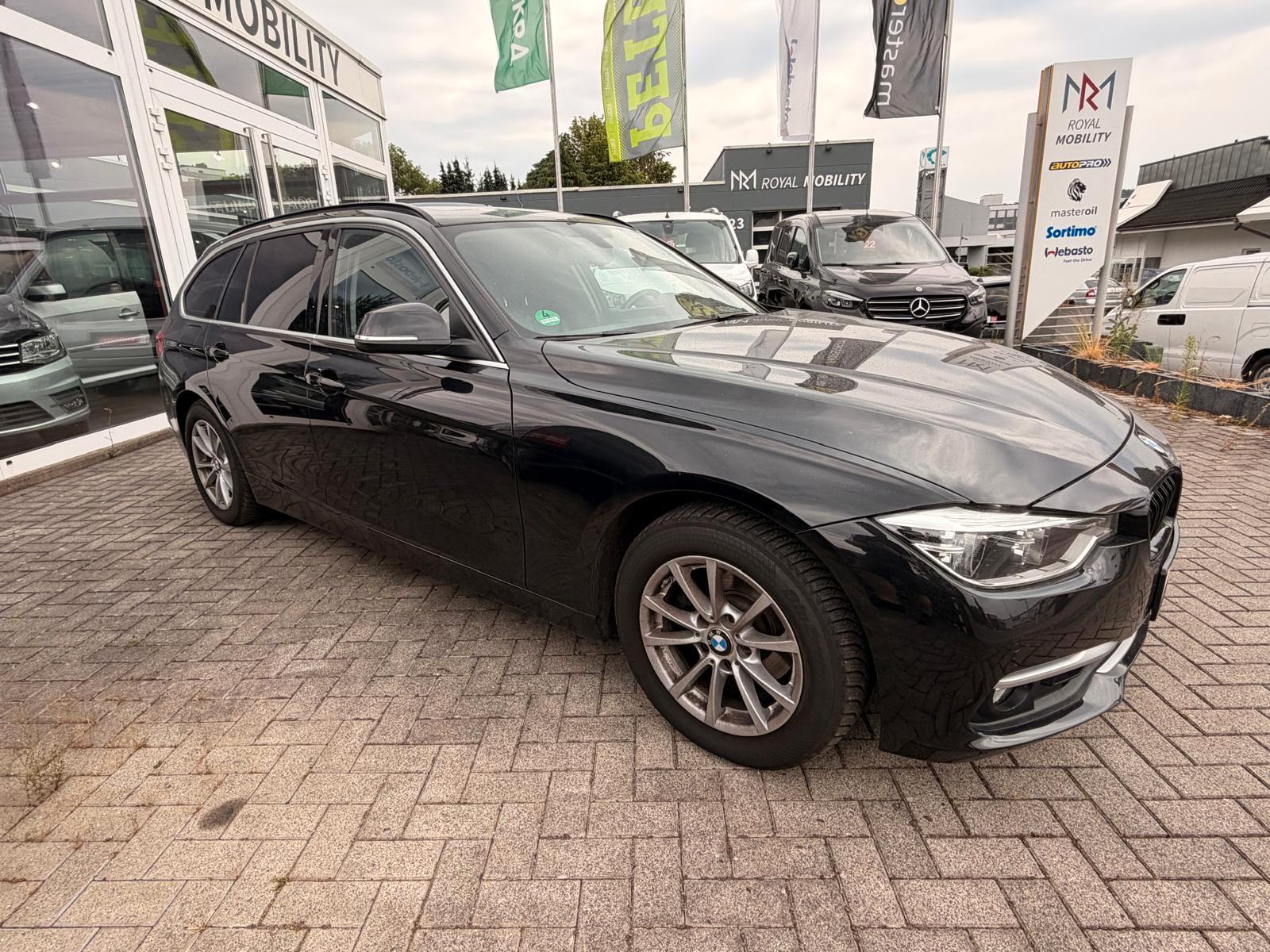 BMW 320i Touring Luxury Line