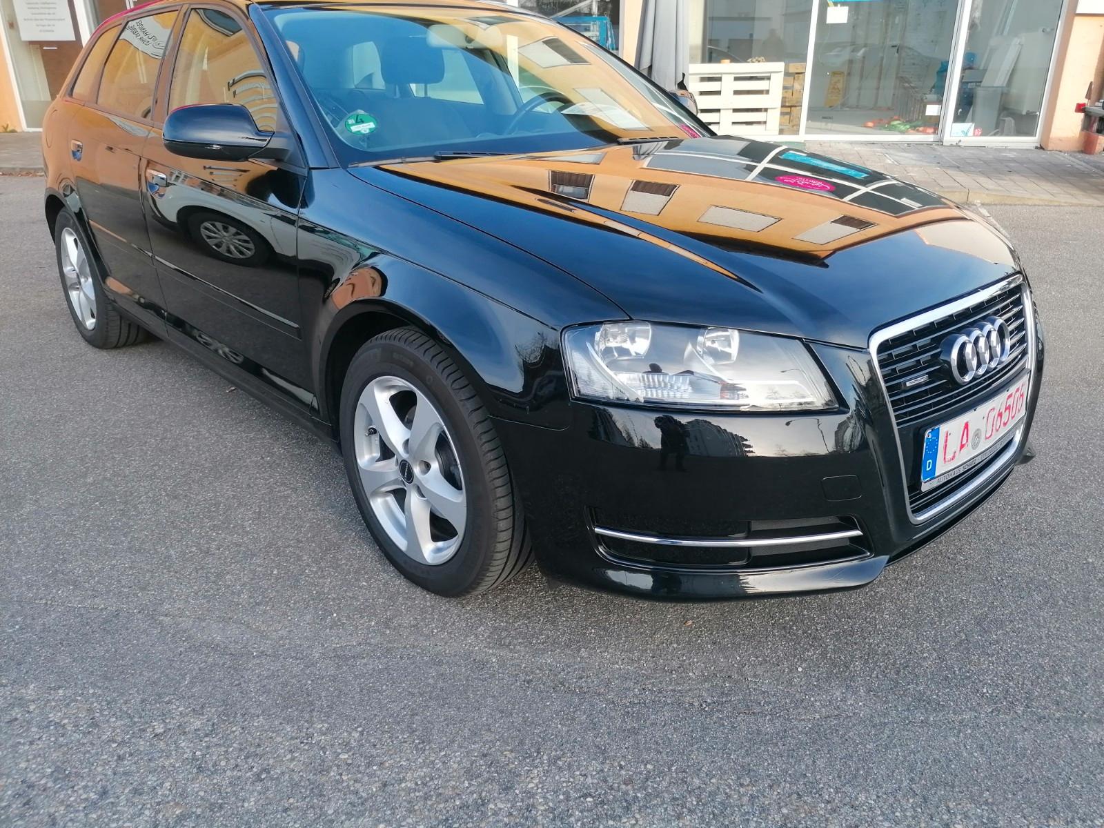 Audi A3 Sportback  TDI Climatronic  AHK Navi DSG NEU