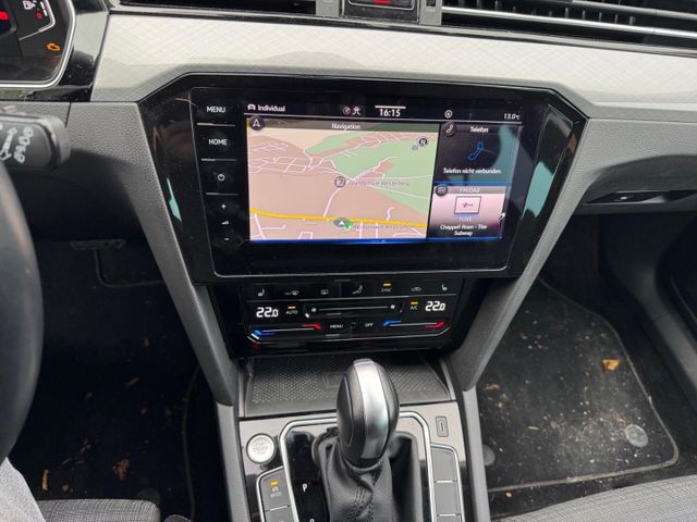 Passat Variant Business 2.0 TDI DSG AHK Navi Mat