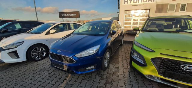 Ford Focus Turnier Business Navi Winterräder AHZV