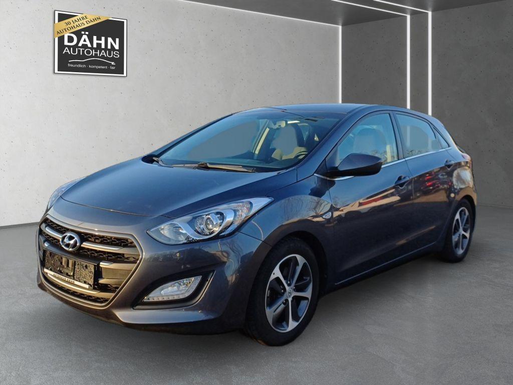Hyundai i30 blue 1.4 Trend