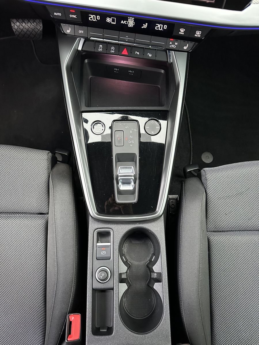 Fahrzeugabbildung Audi A3 SpT 35 TDI Advanced NAV+LED+VC+CARPLAY+1HD+PP