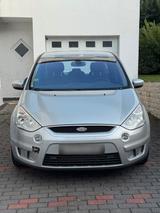 Ford S Max Titanium Edition - Ford S-Max in Kassel