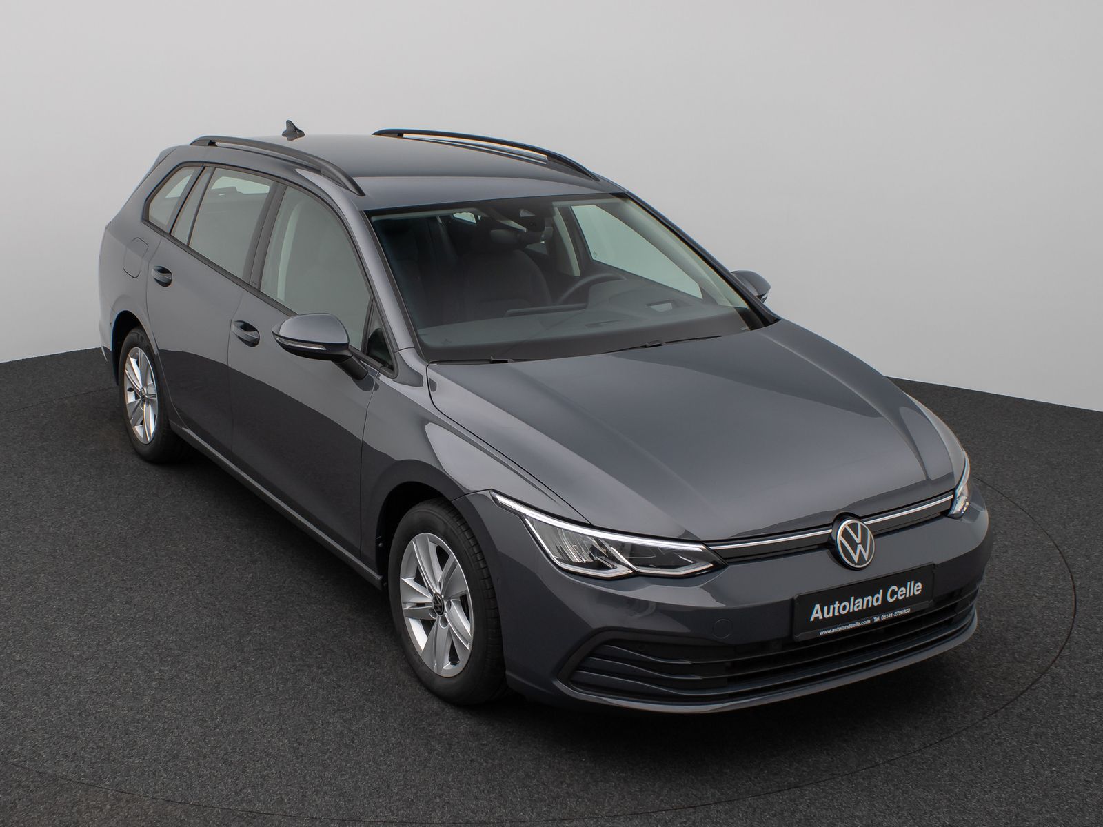 Fahrzeugabbildung Volkswagen Golf VIII Life 2.0 TDI SCR DSG HUD Kamera Lnkrhz