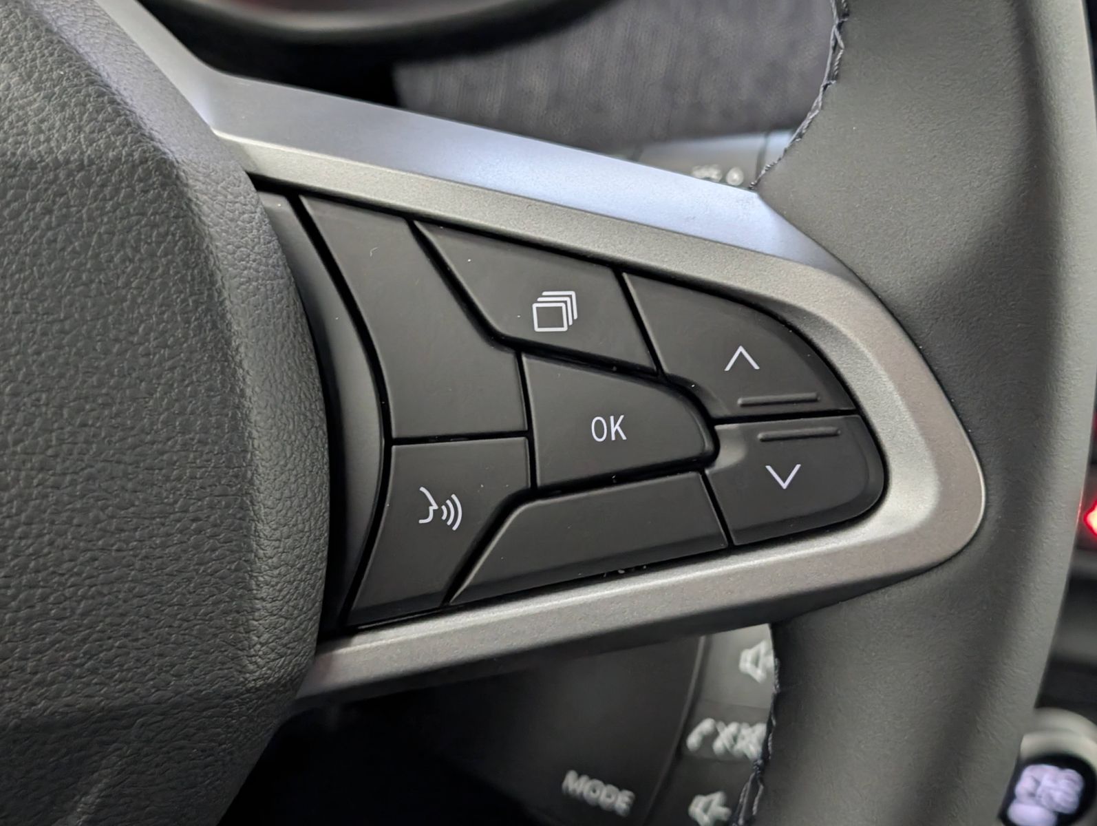 DACIA Sandero  Expression TCe 100 Kamera Media Display – Bild 28
