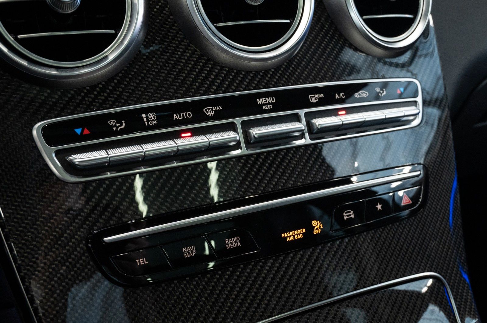 Daumennagel 43 - Mercedes-Benz GLC 63S AMG 4Matic|CARBON|PANO|HEAD-UP|VOLL