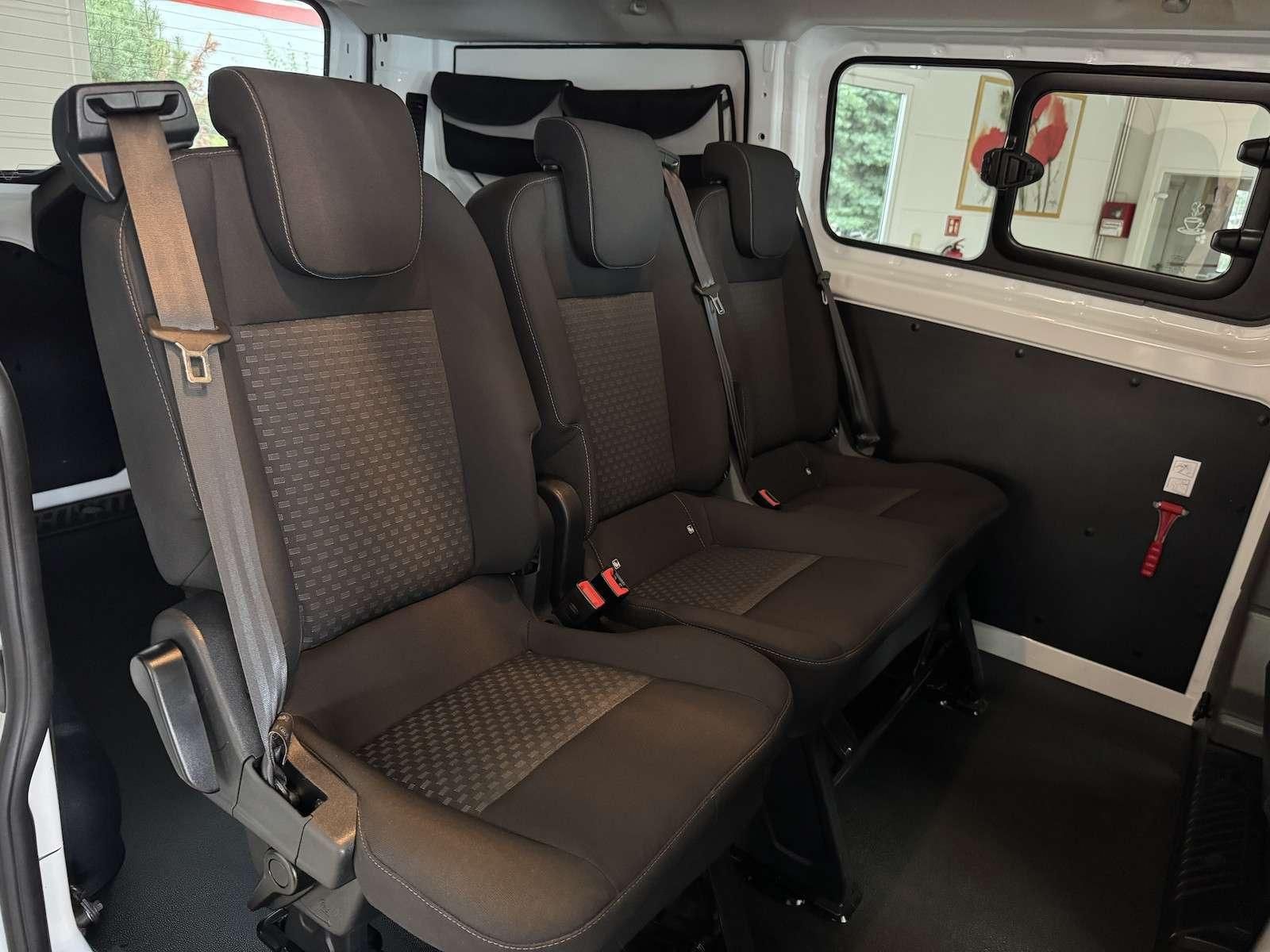 Fahrzeugabbildung Ford Transit Custom Autom. /StandHz/Markise/Navi/A...