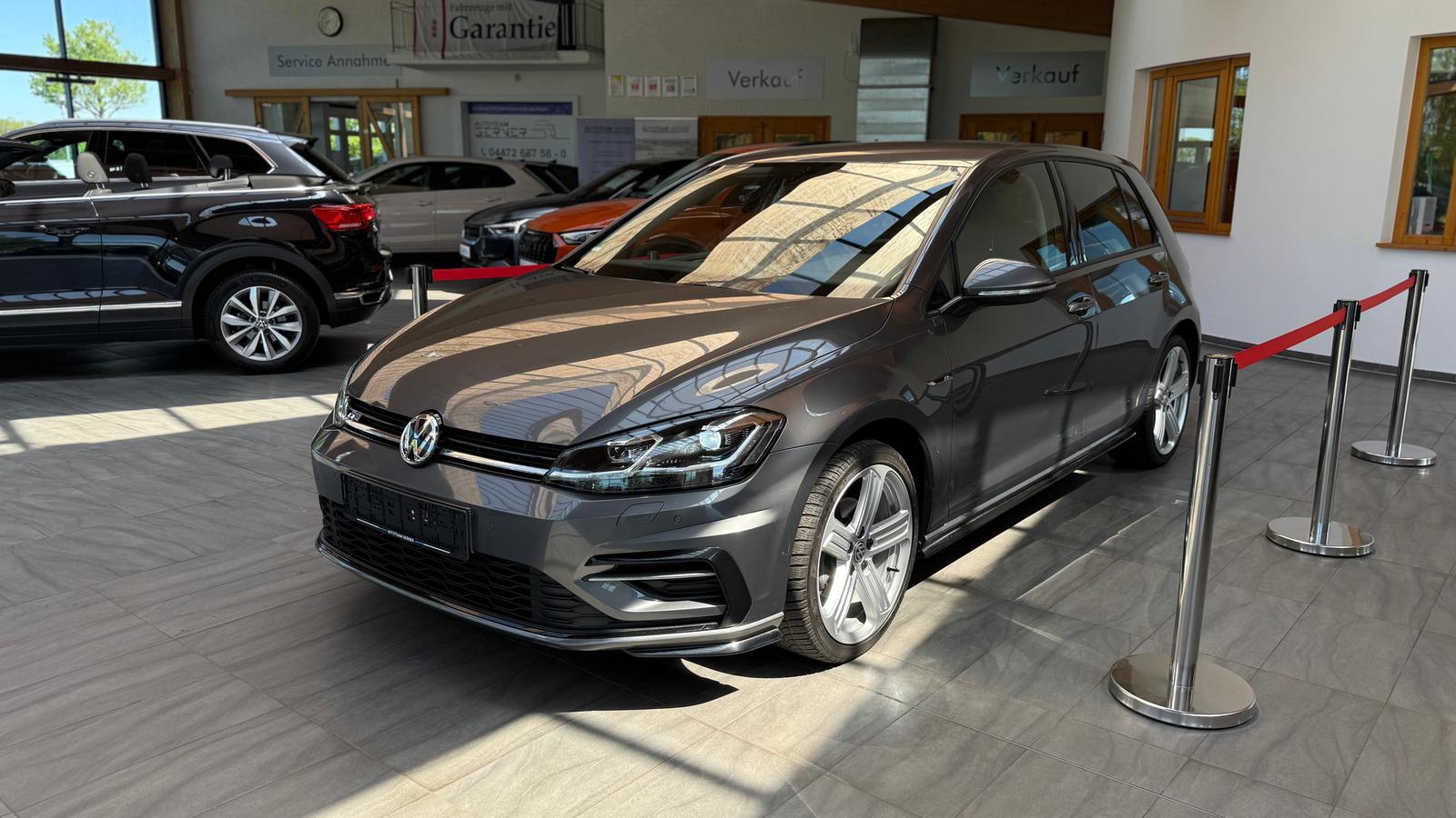 Volkswagen Golf VII R-Line *LED*AHK*18 ZOLL*8-FACH*