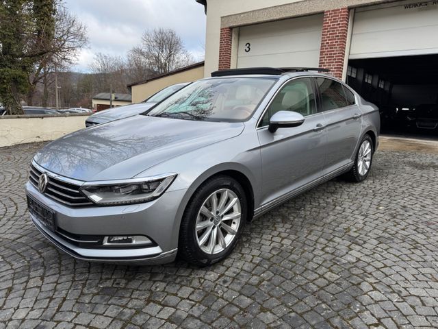 Volkswagen Passat 2.0 TSI Highline BlueM PANORAMA 1HAND