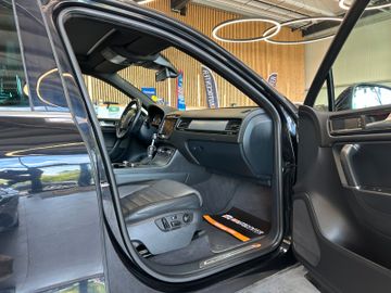 MYAUTOCENTER – Gebraucht- und Jahreswagen mit Werkstattservice in Pfaffenhofen Volkswagen Touareg V6 TDI BMT *R-Line*AHK*PANO*BI-XENON*