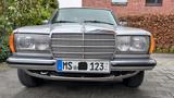 Mercedes-Benz 200 - Mercedes-Benz 200